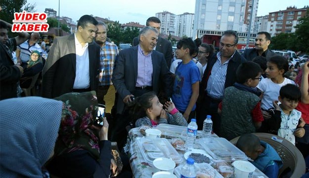 (22 Mayıs 2018) BAŞKAN BÜYÜKKILIÇ KEYKUBAT HALKI İLE İFTARDA BİR ARADA