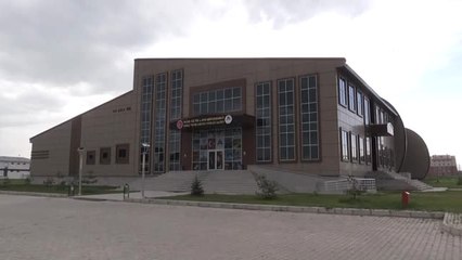 Ağrı'da Yüzme Bilmeyen Öğrenci Kalmayacak"