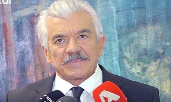 Γιώργος Γιαννόπουλος: «Ξέρεις τι είναι να τρως και να έρθει μια γιαγιά και να σε φιλάει και να σε σαλιώνει;»