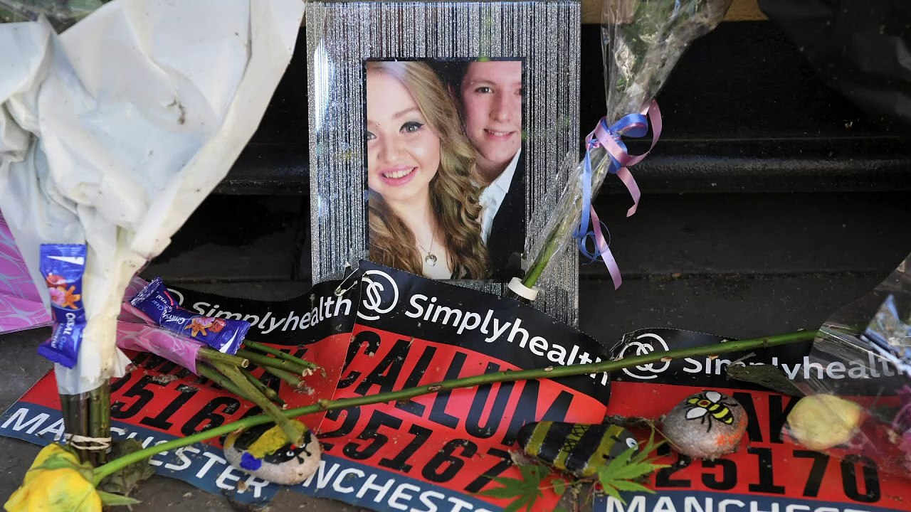Manchester bombing victims remembered one year...
