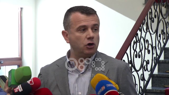 Ora News - Luftë për drogë , Balla: PD lidhje me 613 kg kokainë, PD: Sulm për kanabisin