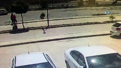 Acile gelen hastanın motosikletini çaldılar