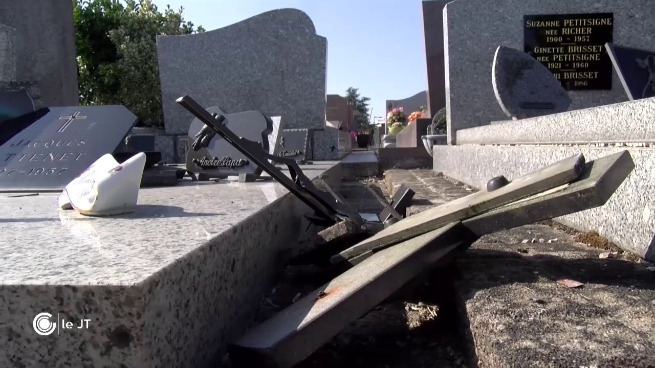 A LA UNE/ La Riche: cimetière vandalisé, un groupe de jeunes soupçonné - 22/05/2018