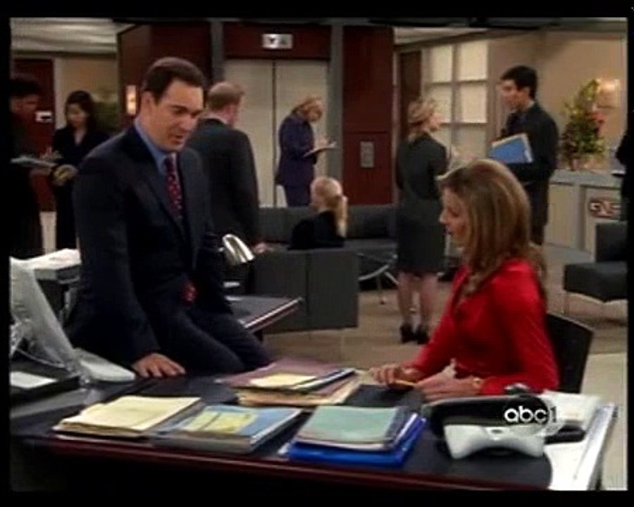 Less than Perfect S02E14