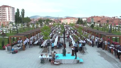 Vatandaşlar ile Mülteciler "İyilik Sofrası"Nda Buluştu