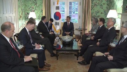 문 대통령, 폼페이오·볼튼 접견 "비핵화 공언 北 최고지도자와 차원 다른 회담" / YTN