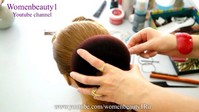 Прическа с плетением для средних волос. Пучок с косой. (2)