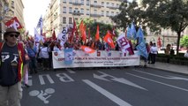 França tem dia de protestos contra reformas de Macron