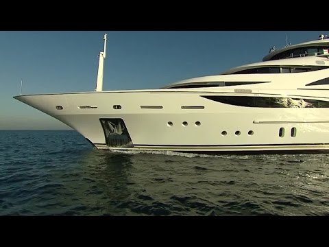 BENETTI DIAMONDS ARE FOREVER - The Boat Show