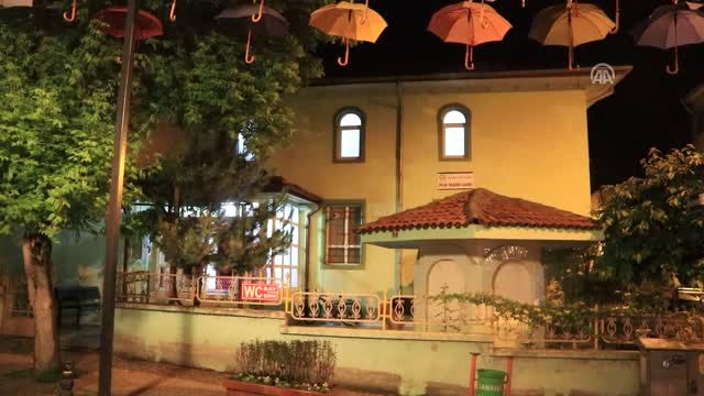 68 Yıldır Hatimli Teravih Kılınan Cami