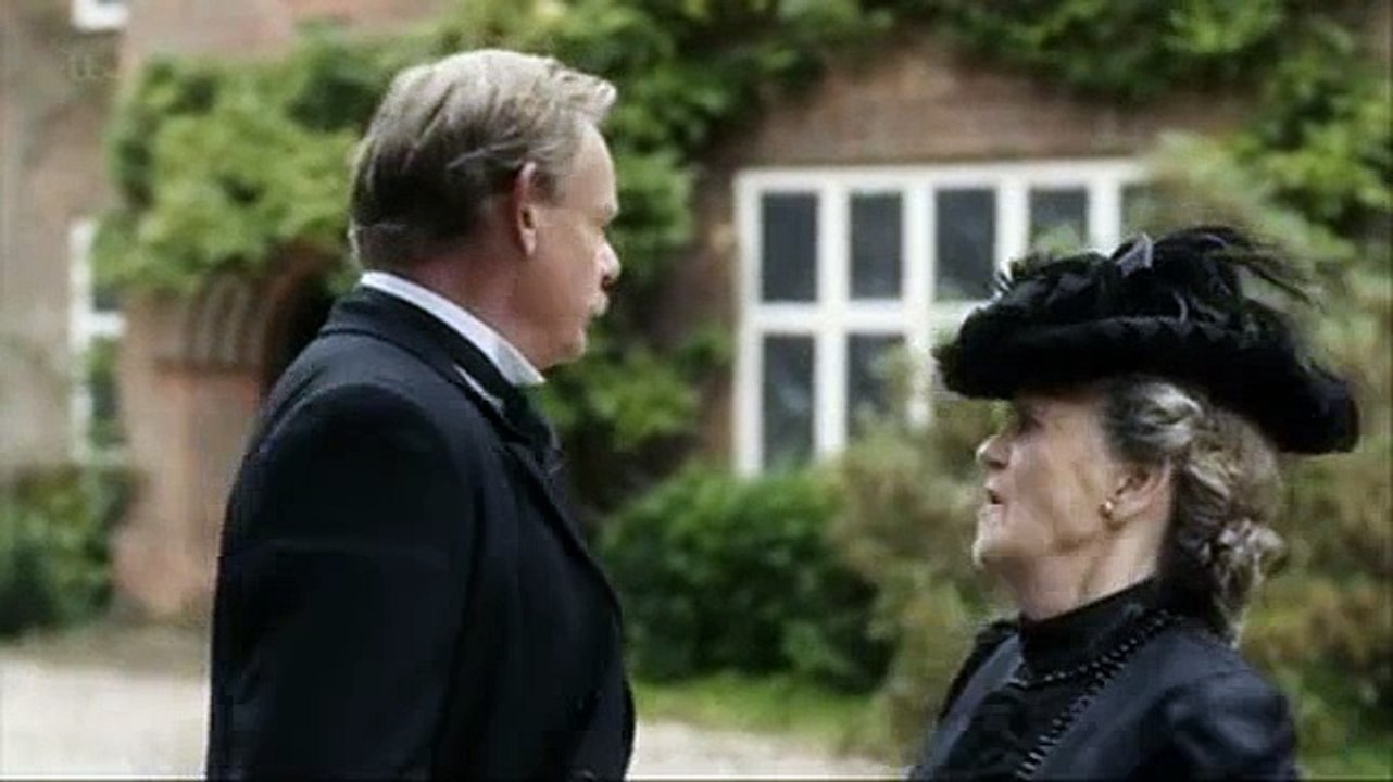 Arthur George S01e01