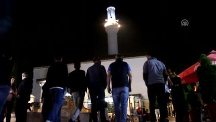 Üsküplü Dostları Akif Emre'yi Unutmadı