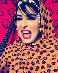 لن تصدق عيناك أن هذا الذي في الفيديو هو ذكر وليس أنثى هههههههههههههههههههههههههههههههههههههه