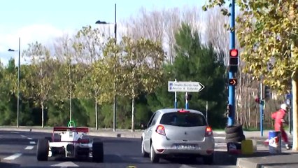 FORMULA ONE RACE (REMI GAILLARD)