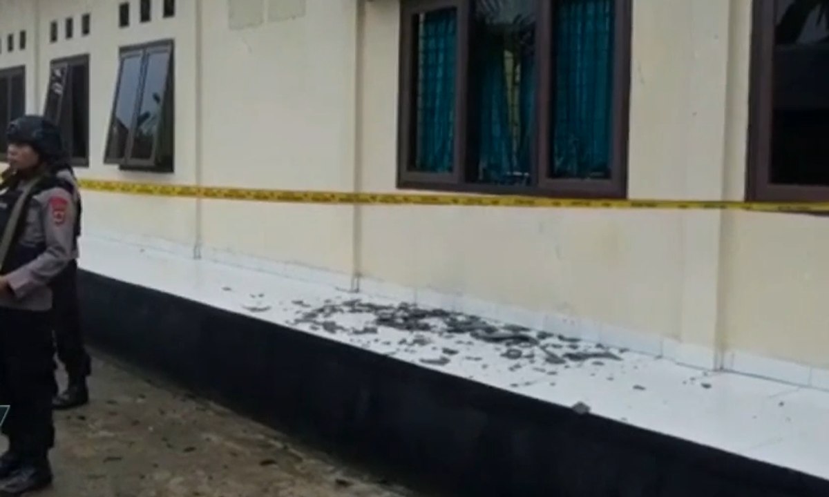 Mapolsek Maro Sebo Diserang, 2 Polisi Terluka