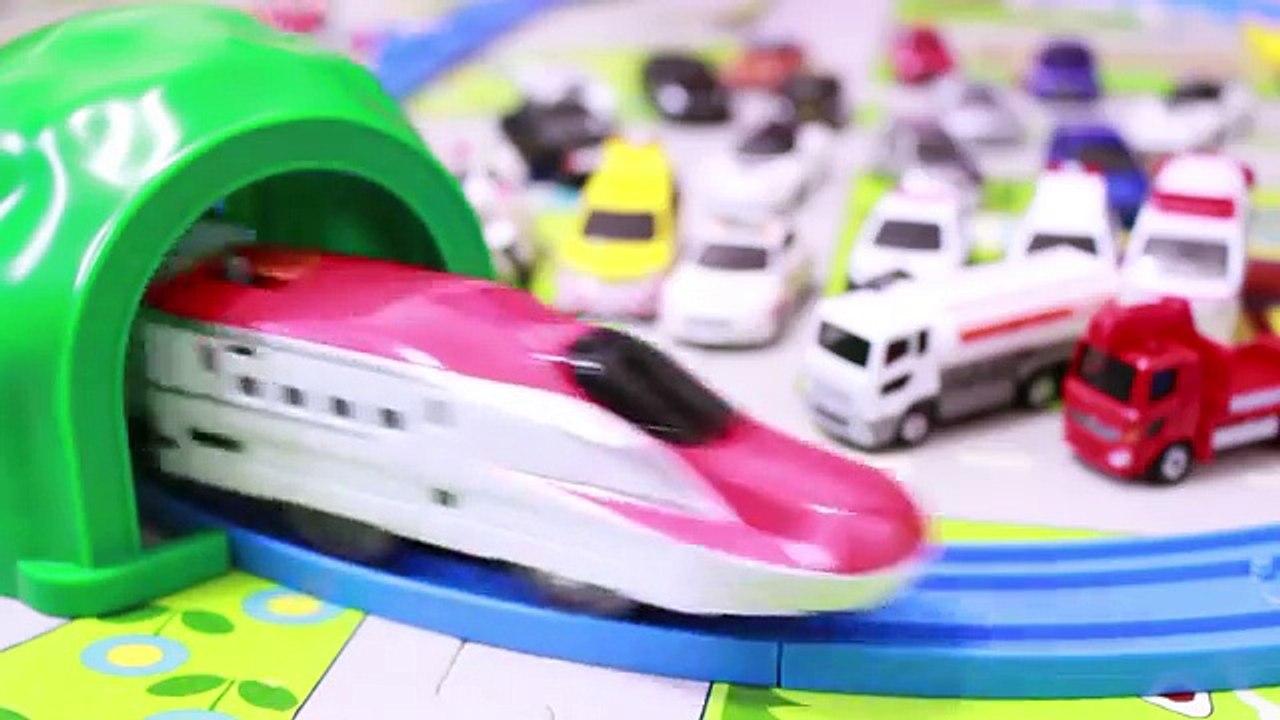 サイレンカーパズル｜トミカのはたらくくるま（パトカー、消防車、救急車など）｜子供向け知育動画