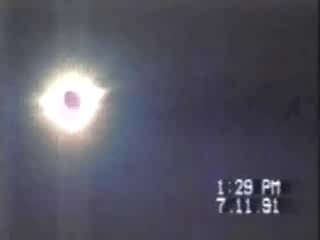 OVNIS - MEXIQUE - OBSERVATION D'UN OVNI À MEXICO