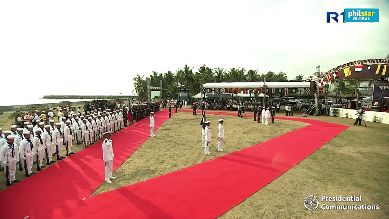 Duterte says he cannot go to war with China for now