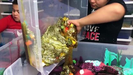 MIXING ALL OUR GIANT SLIMES - GIANT SLIME SMOOTHIE