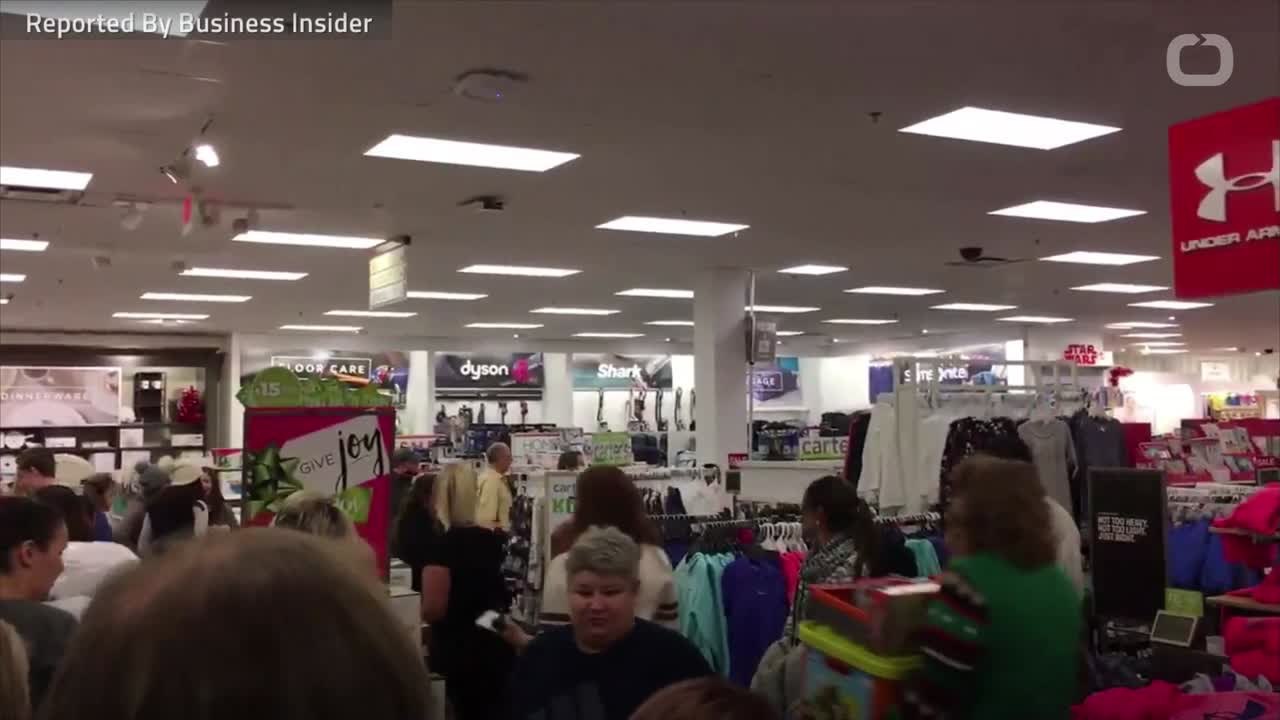 Kohl's Rises After Beating Expectations