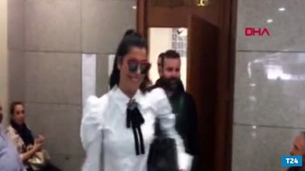 Deniz Akkayaya eski sevgilisini tehditten bin 500 lira para cezası