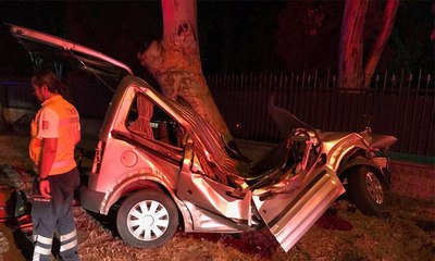 Kontrolden çıkan araç iki bisiklet sürücüsüne çarptı: 2 ölü, 1 yaralı