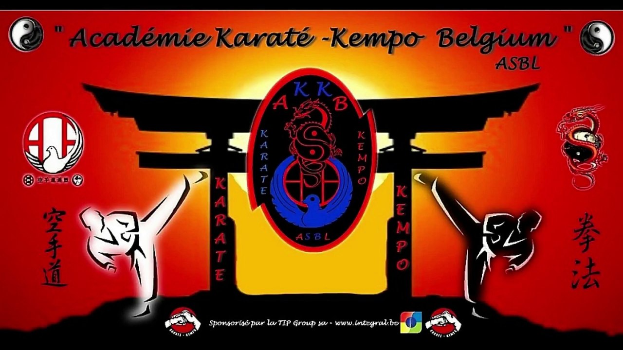 Record du monde de casse à Frameries - 250 blocs de plâtre en 1 minute