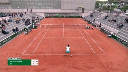 Roland-Garros : La française Margot Yerolymos remporte le premier set face à la chinoise Jia-Jing Lu