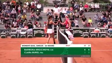 Roland-Garros : Clara Burel s'incline face à la tchèque Barbora Krejcikova