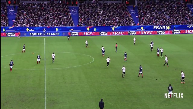 Découvrez les 1ères images du documentaire sur les attentats du 13 novembre 2015 diffusé le 1er juin prochain sur Netflix - VIDEO