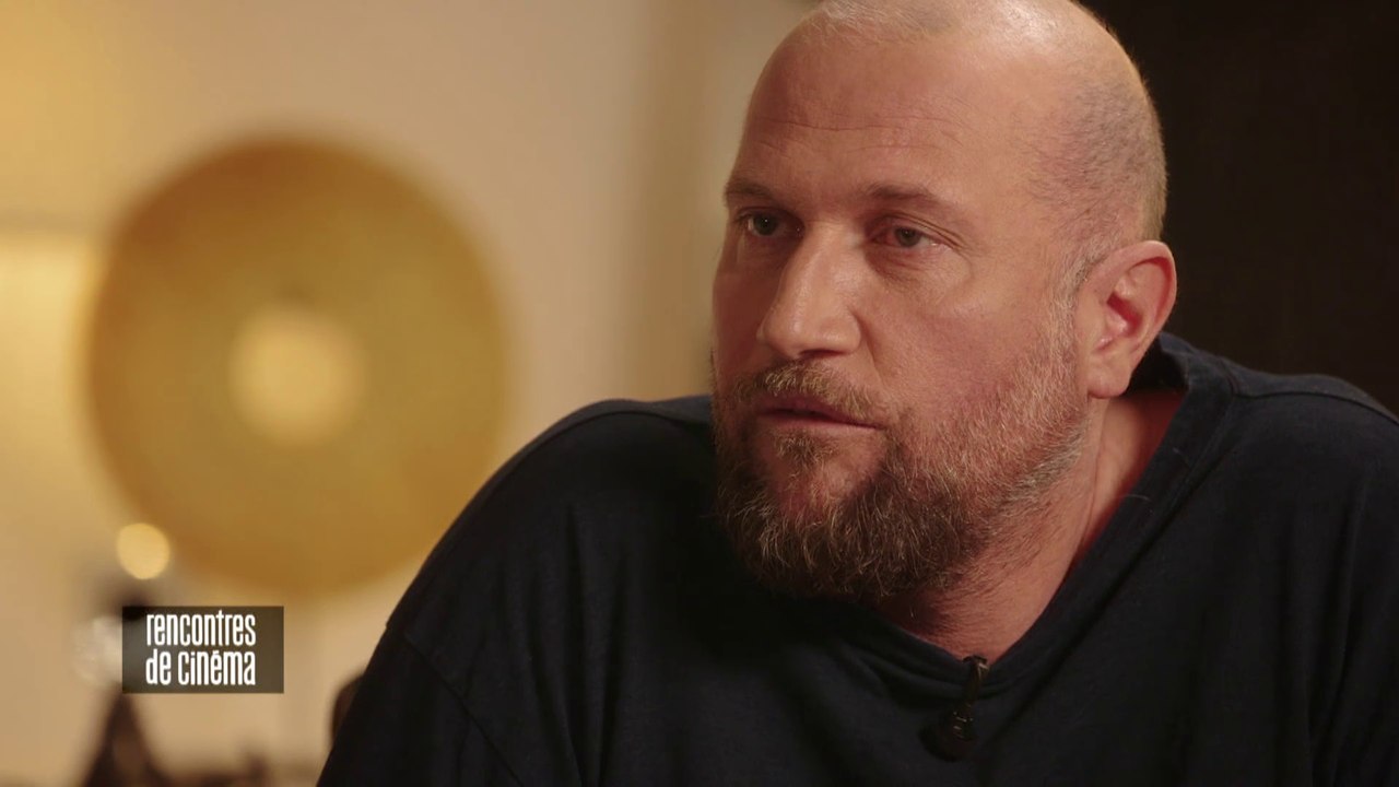 François Damiens retourne aux sources des caméras cachés avec Mon ket - Interview cinéma