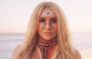 Kesha taciz şokunu geride bıraktı