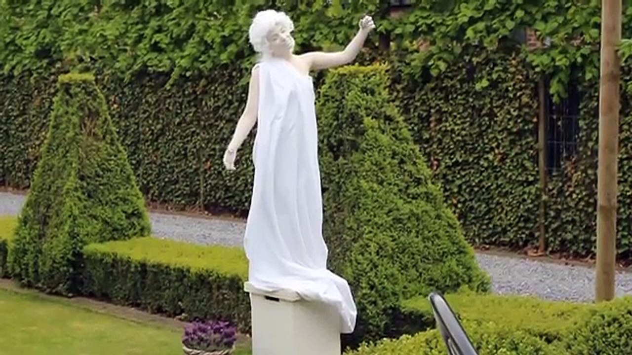 Living Statue Makeup Collaboration with Maria Grazia MUA video