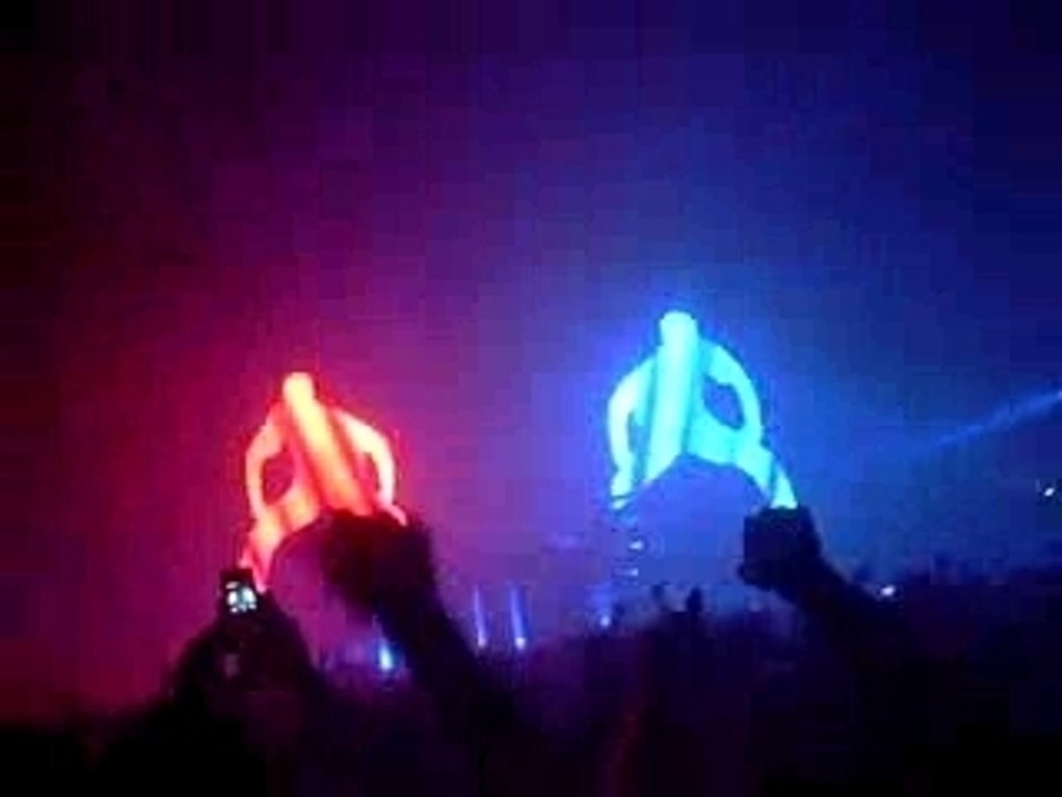 Chemical Brothers @ Zenith 24.11.07 Do It Again+Big Jump