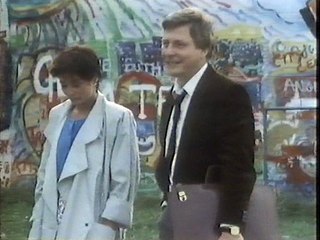 Crossfire (1988)  E01 - Bring it home