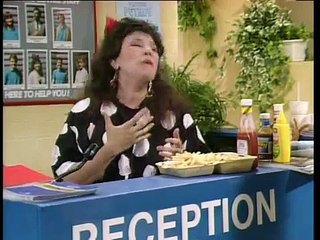 The Brittas Empire S02E05 - Mums and Dads