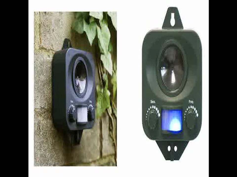 [- Set of 2 PestBye Ultrasonic Battery Operated Motion Activated Cat Repellent  -]