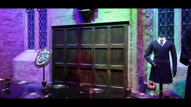 HARRY POTTER - A bord du Hogwarts Express _ Harry Potter Vlog famille à Londres _ Family Vlog