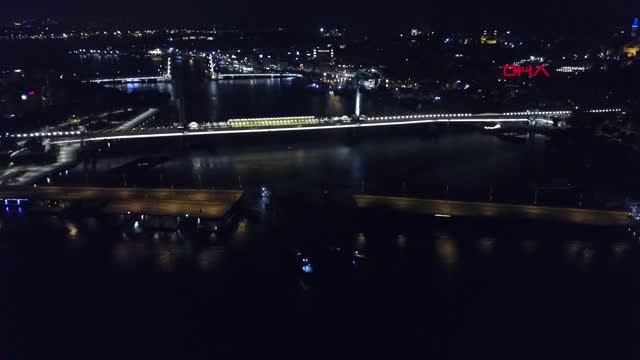 Modern Karaköy İskelesi Yerine Yerleştirildi