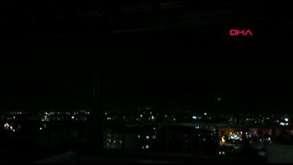 Uçağın kalkışı sırasında yıldırım düştü