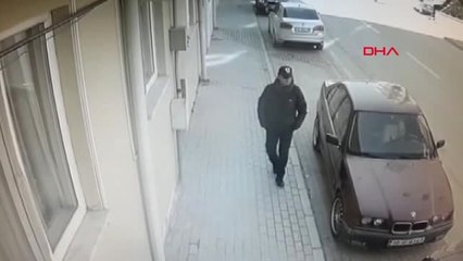 Bursa Pusu Kurup Ayrılmak İsteyen Eşini Öldüren Kocanın Ömür Boyu Hapsi İstendi Arşiv