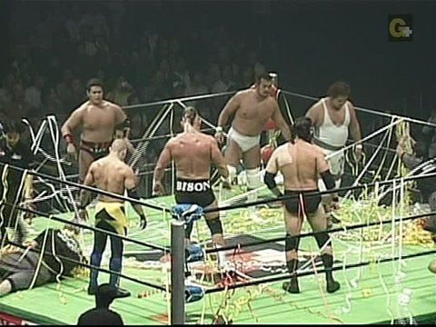 MIKE AWESOME / BISON SMITH / LOW KI vs JUN AKIYAMA / HASHI / IZUMIDA - PRO- WRESTLING NOAH 10/24/2004