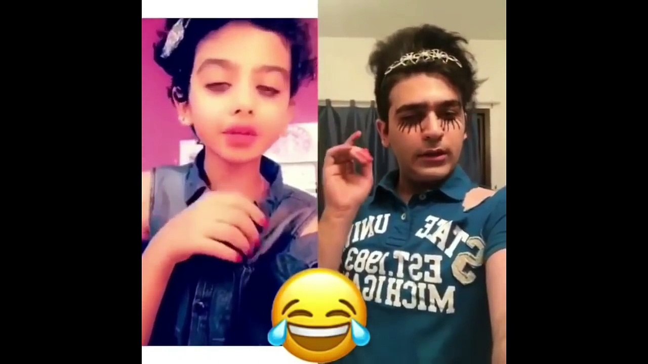 فصلات لجين مع صديقاتها