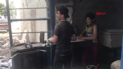 Şanlıurfa Suriyelilerin Tandır Ekmeği İftar Sofralarında