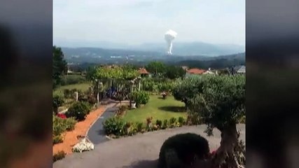 Impresionante explosión de una pirotecnia clandestina en Tui