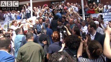 Muharrem İnce'den Cerrahpaşa ziyareti