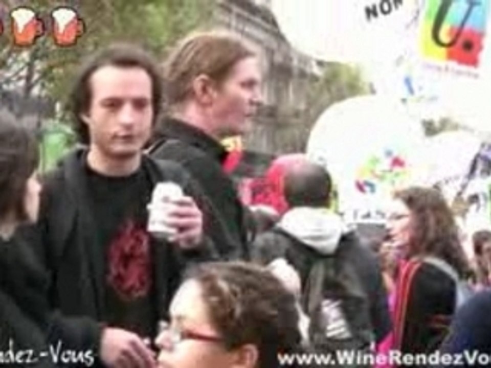 #9 Strike in Paris - Want a drink