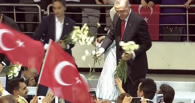 AK Parti'nin Seçim Beyannamesini Cumhurbaşkanı Erdoğan Açıklıyor