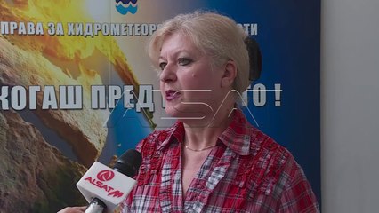 Shirat e rrëmbyeshëm përmbytën rrugët e qyteteve