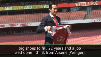 Télécharger la video: Emery needs to fill Wenger's shoes, and Arsenal's trophy cabinet! - Poulter